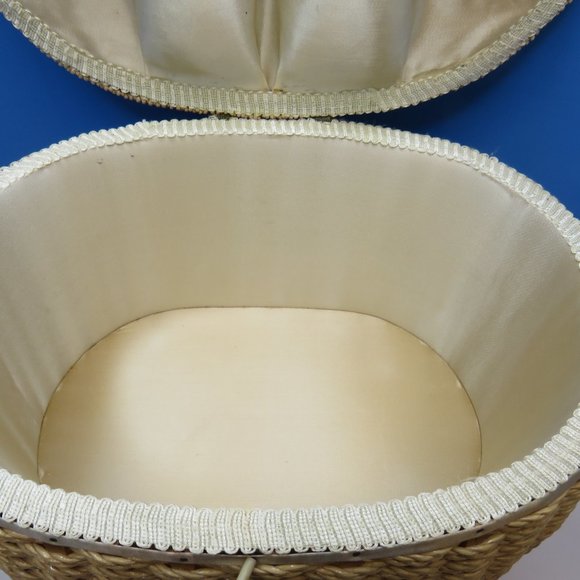 VTG Exclusive Singer MCM Sewing Storage Basket/Stool Woven Plastic Wicker - Picture 5 of 12